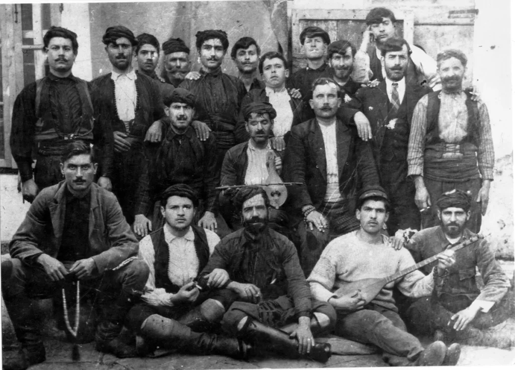 Τα αστικά τραγούδια στην Κρήτη vladimiros